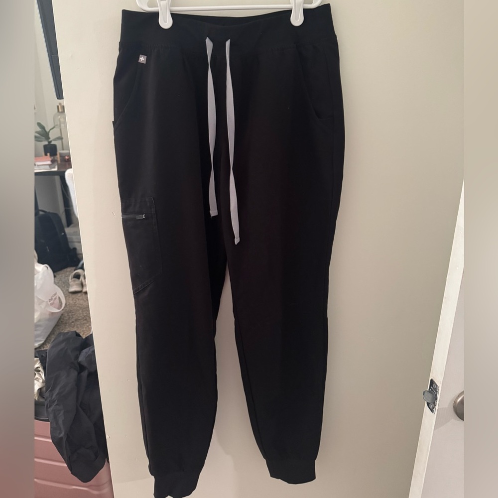 Figs Jogger Scrub Pants!